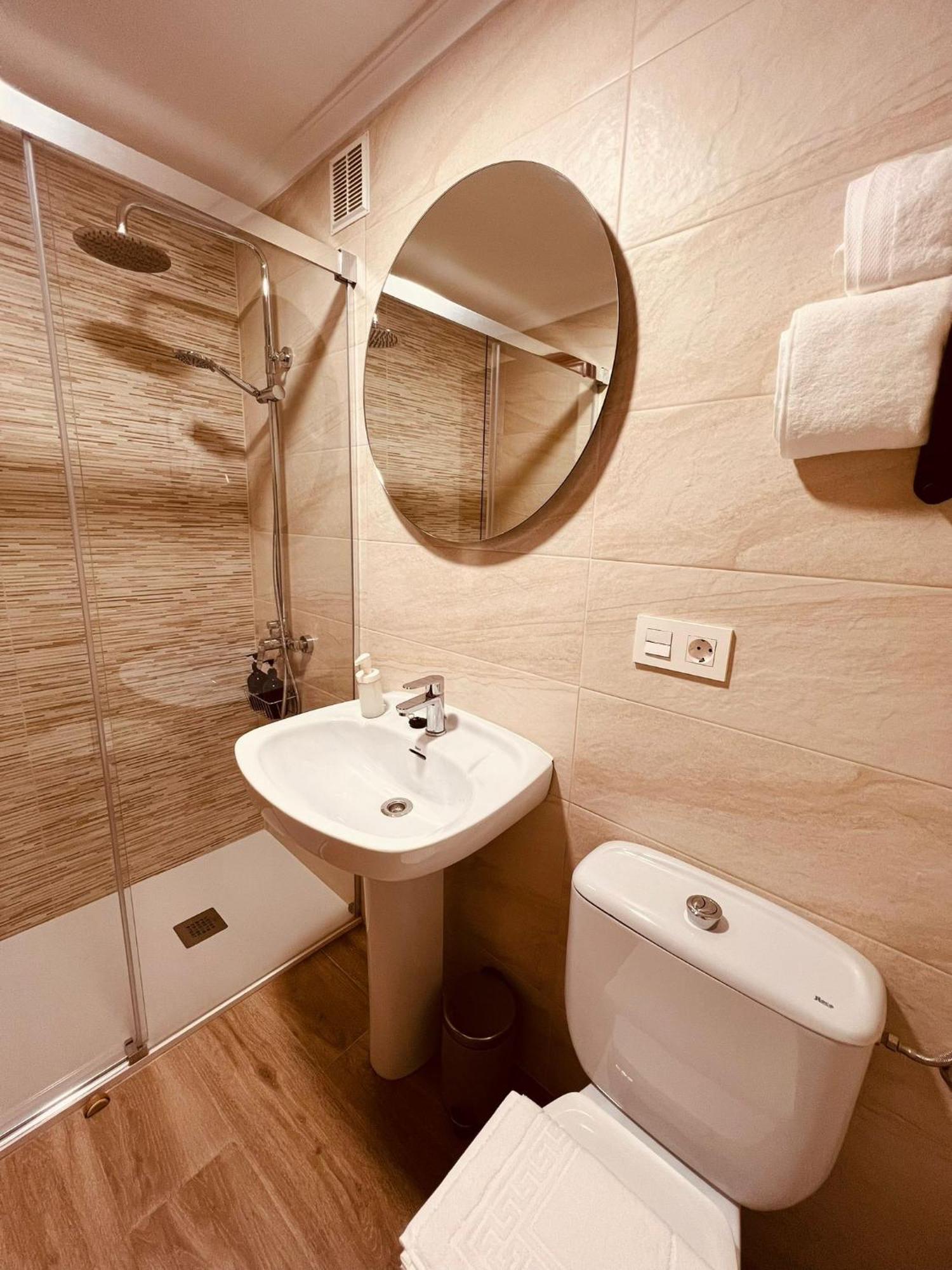 Martinvidal 2 Apartman Luarca Kültér fotó